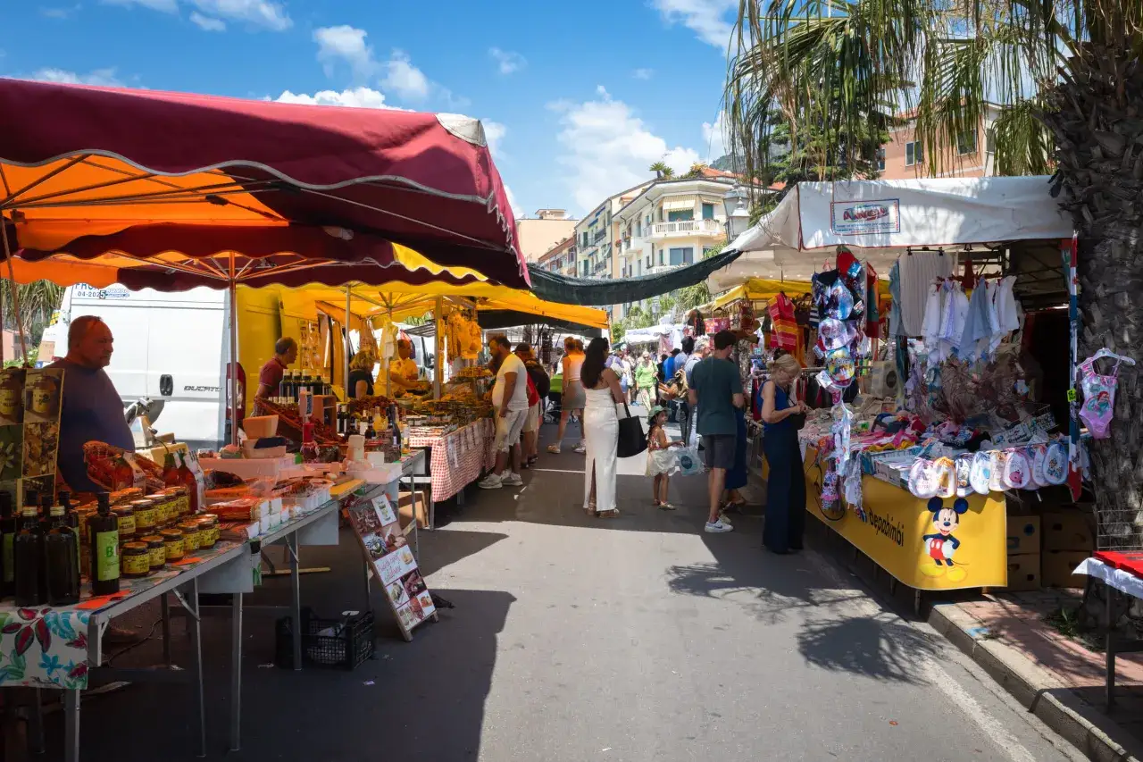 Marché de Vintimille Italie