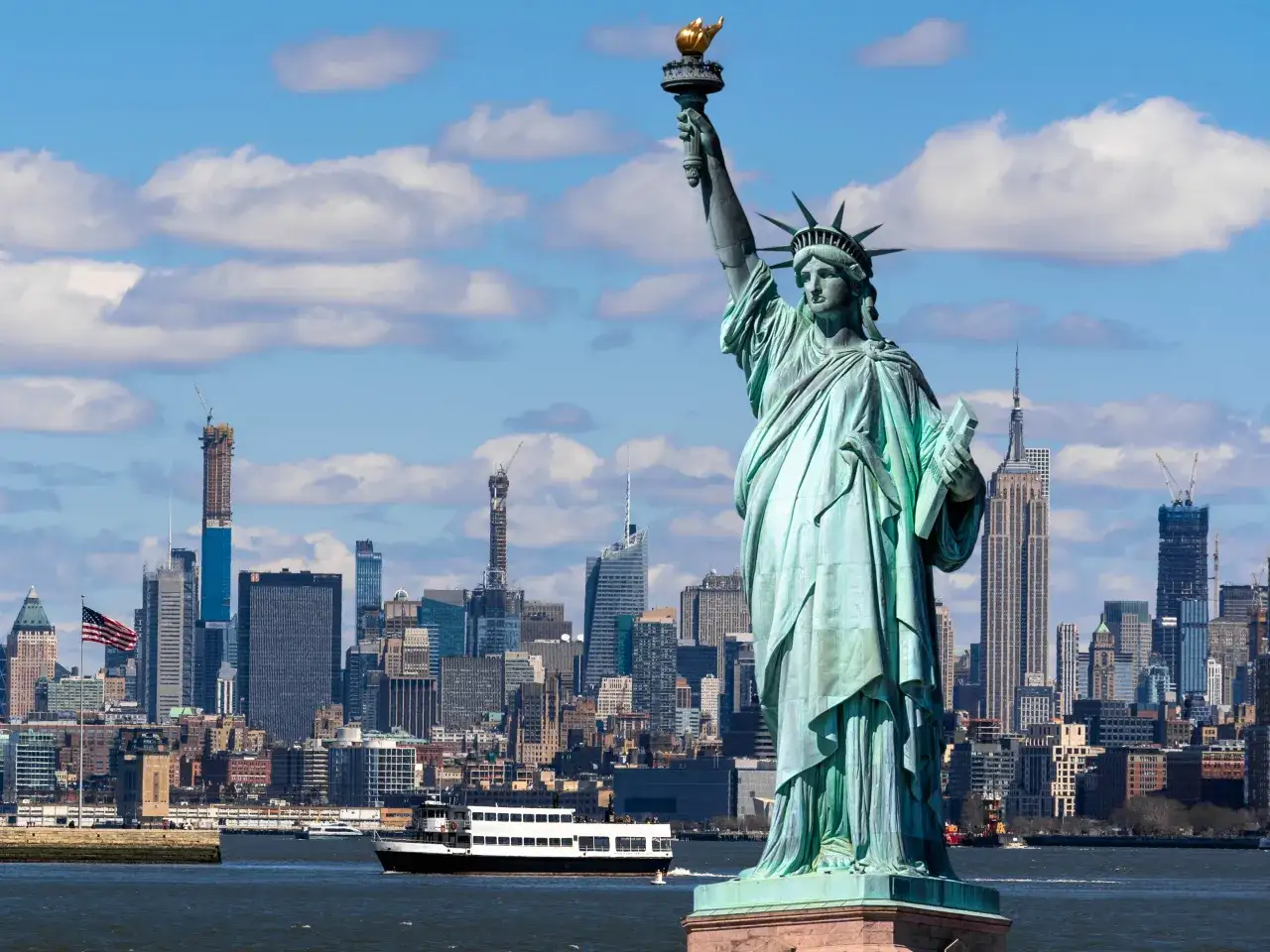 Attrazioni gratuite New York City statua libertà ferry