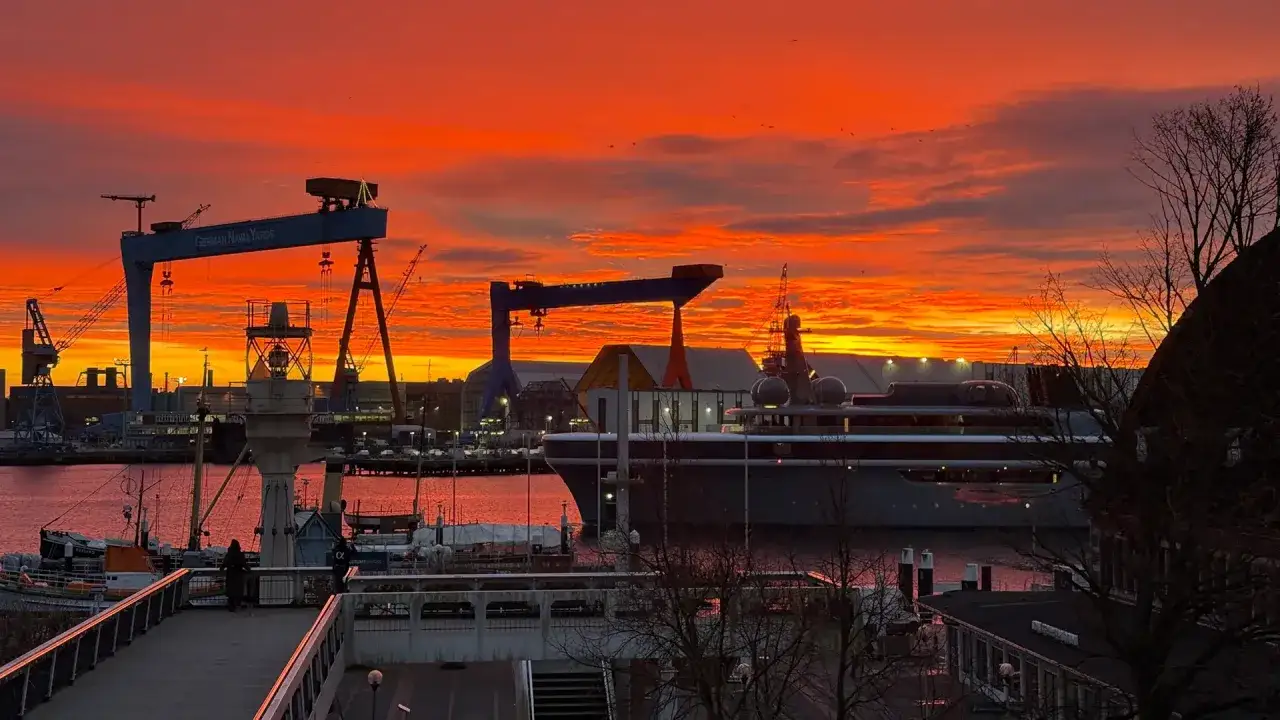 Seebar Kiel Atmosph&auml;re Sonnenuntergang