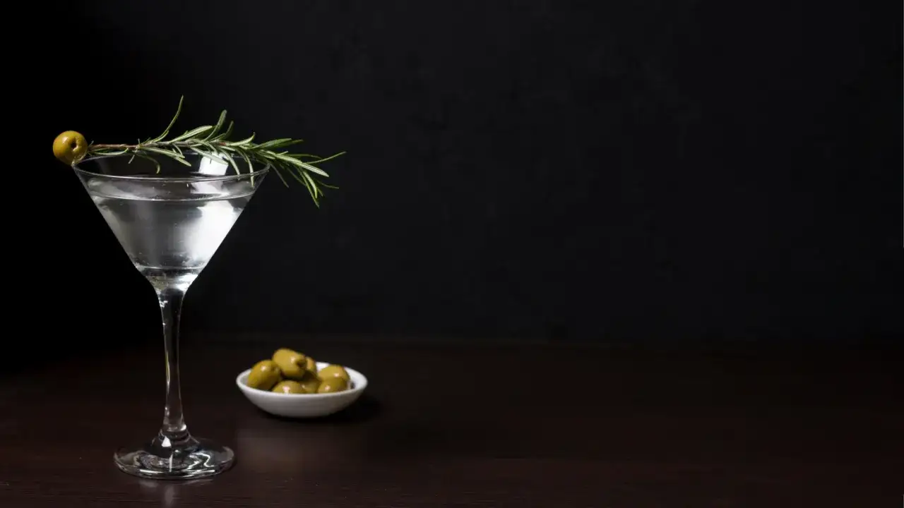 Martini z wódką klasyczny koktajl