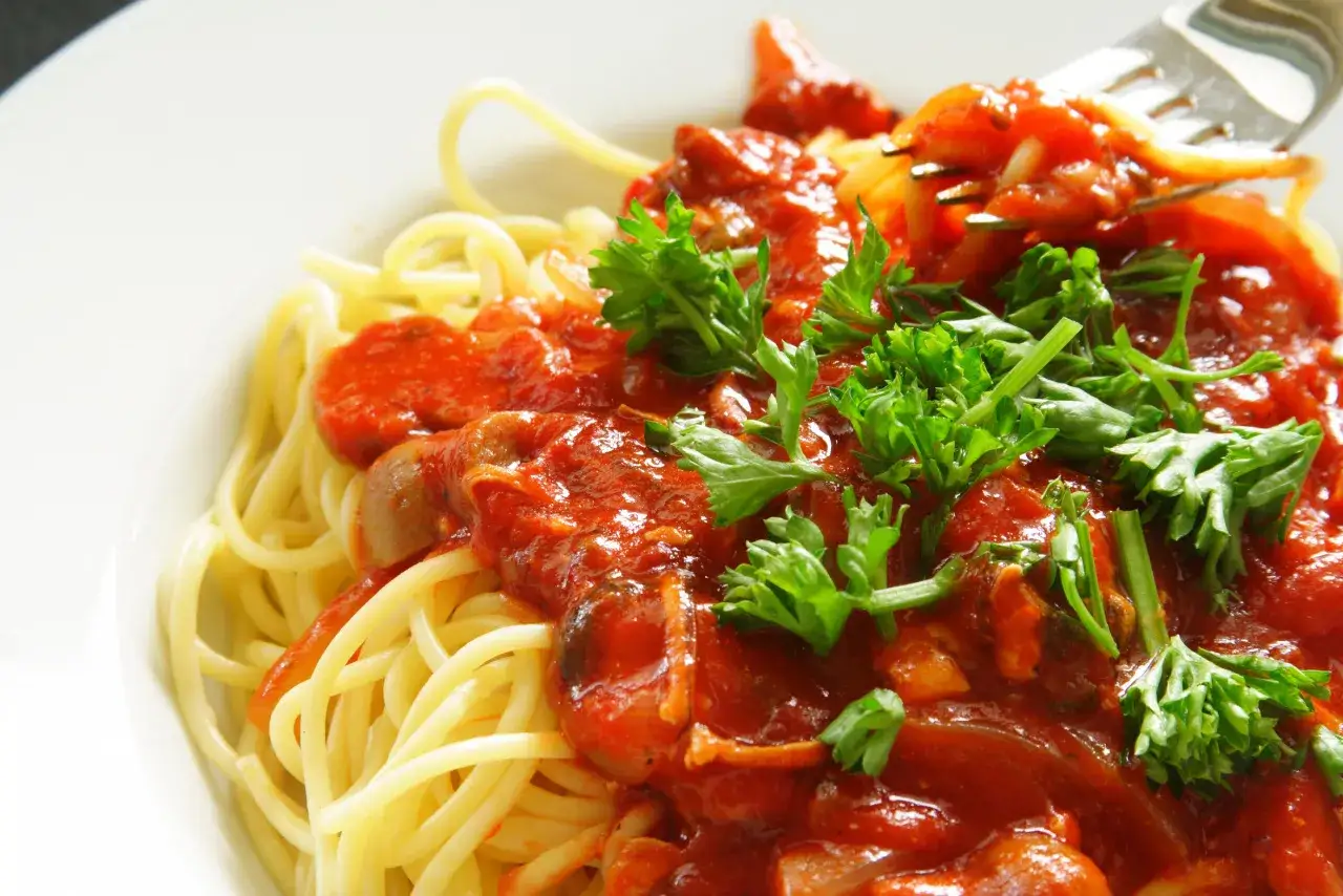 różne rodzaje mięsa mielonego do spaghetti