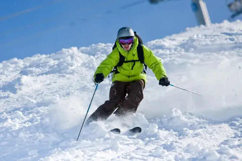 Narty Allround i All-mountain dla początkujących