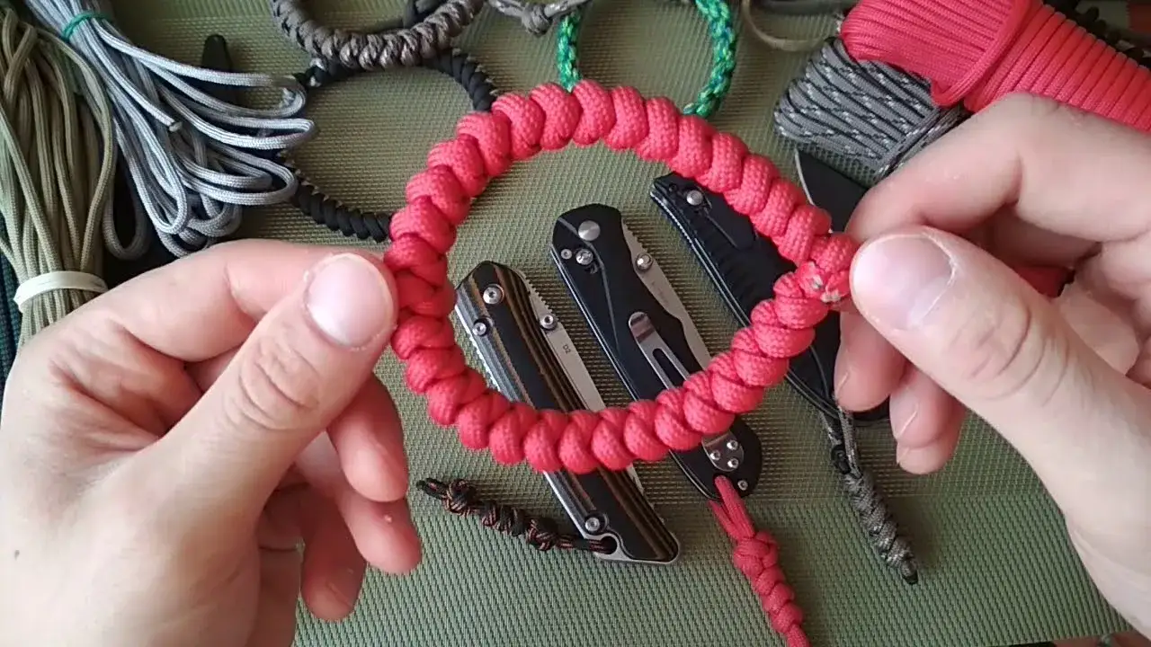 przykłady splotów paracord