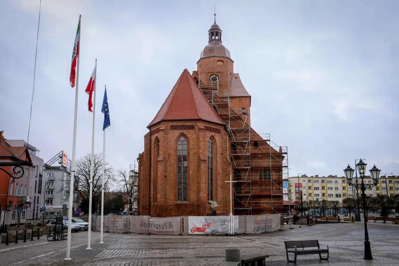 Gorzów Wielkopolski panorama miasta nad Wartą