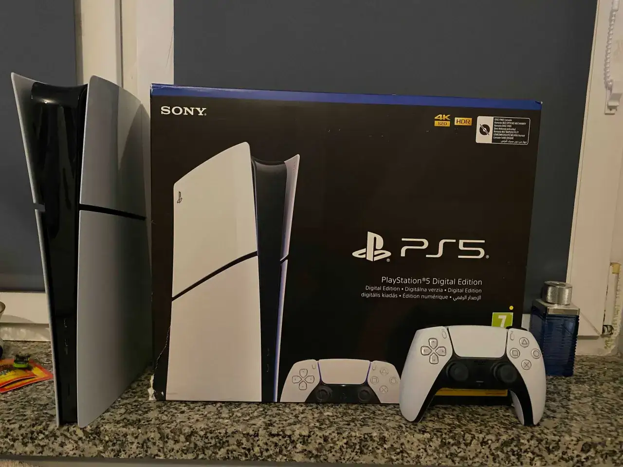 Używana konsola PS5 na sprzedaż