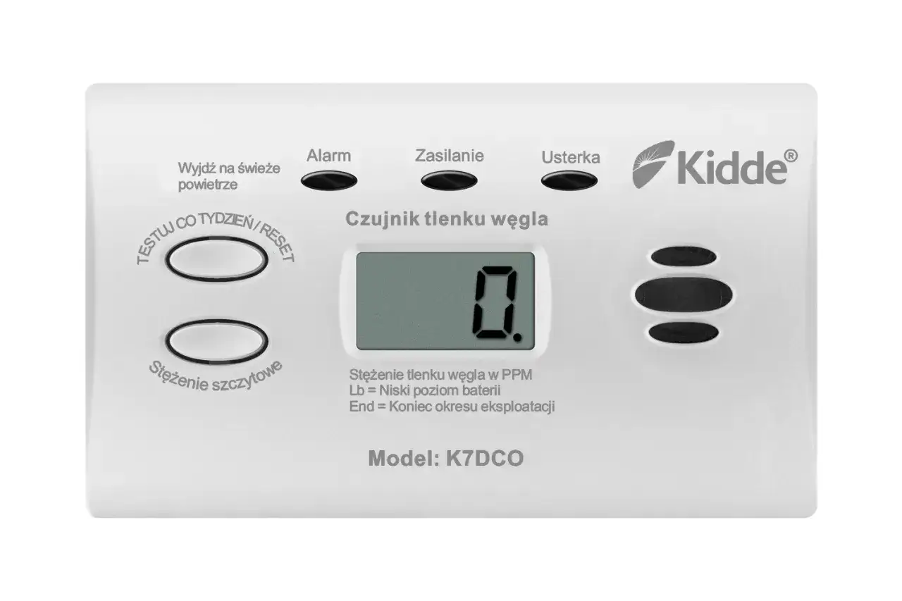 Czujnik czadu Kidde K7DCO z wyświetlaczem pokazuje 0. Pamiętaj, że czujnik czadu pika co 30 sekund, gdy wykryje zagrożenie.