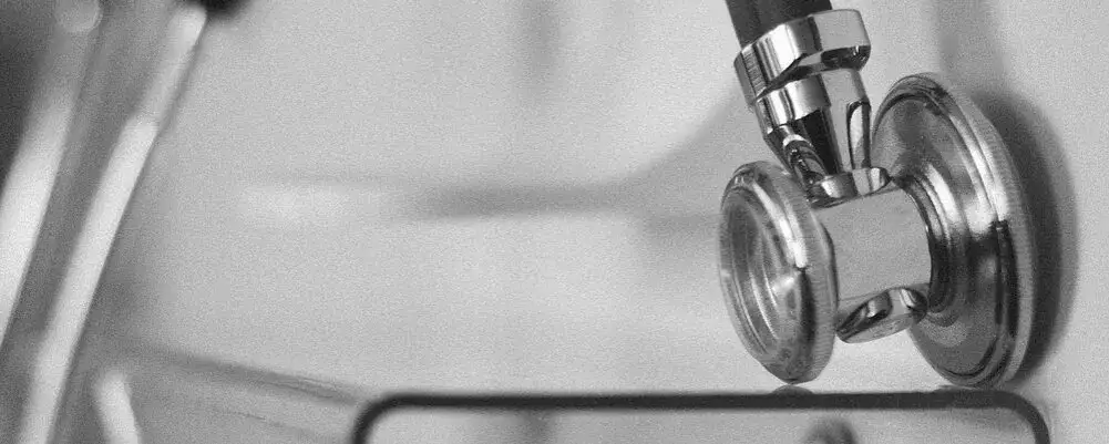 Zdjęcie Ile trwa badanie medycyny pracy? Poznaj czas trwania różnych badań