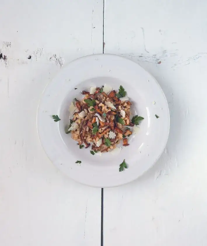 Zdjęcie Z czym podawać risotto grzybowe, aby zachwycić gości smakiem?
