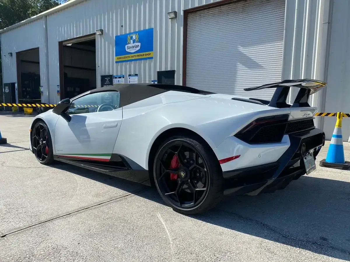 Lamborghini Huracan serwis