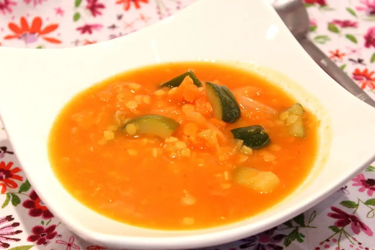 Ingrédients de base pour soupe de lentilles corail Thermomix