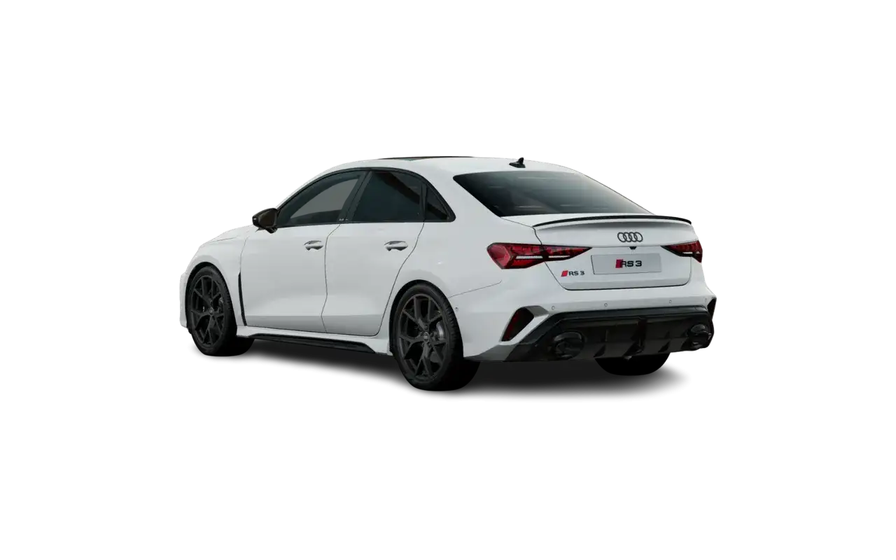 Białe Audi RS3 Sedan z ciemnymi felgami i sportowym dyfuzorem, gotowe do dynamicznej jazdy.