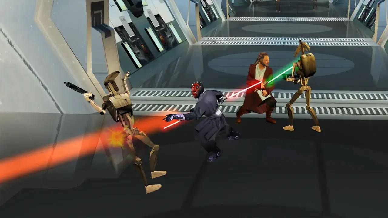 Star Wars Jedi Power Battles: Obi-Wan Kenobi i Darth Maul walczą z droidami bojowymi na pokładzie statku.