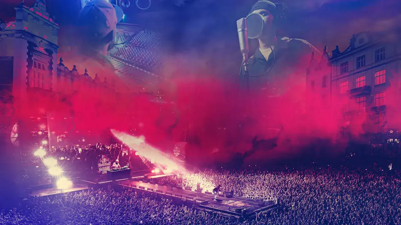 Koncert polscy raperzy w dymie i czerwonych światłach. Tłum szaleje na scenie.