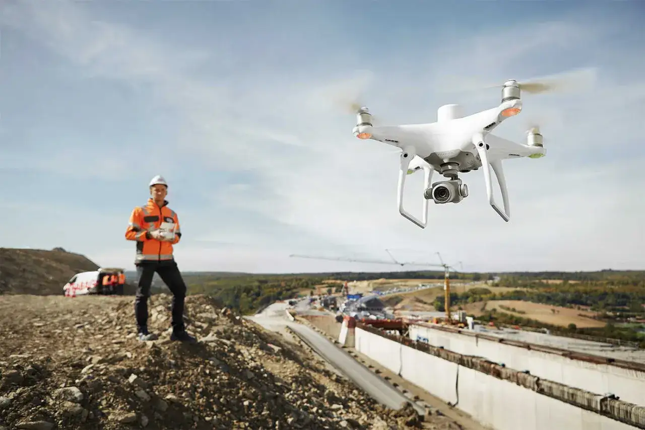 Dron geodezyjny skaning laserowy