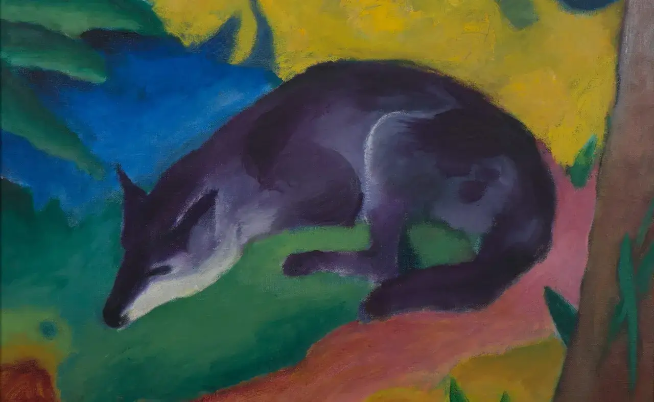 Ein dunkles Tier, vielleicht ein Fuchs, schläft in leuchtenden Farben. Ein typisches Werk von Expressionismus Vertretern.