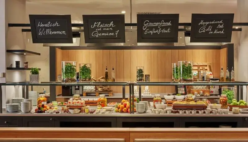 H4 Hotel Leipzig Frühstücksbuffet