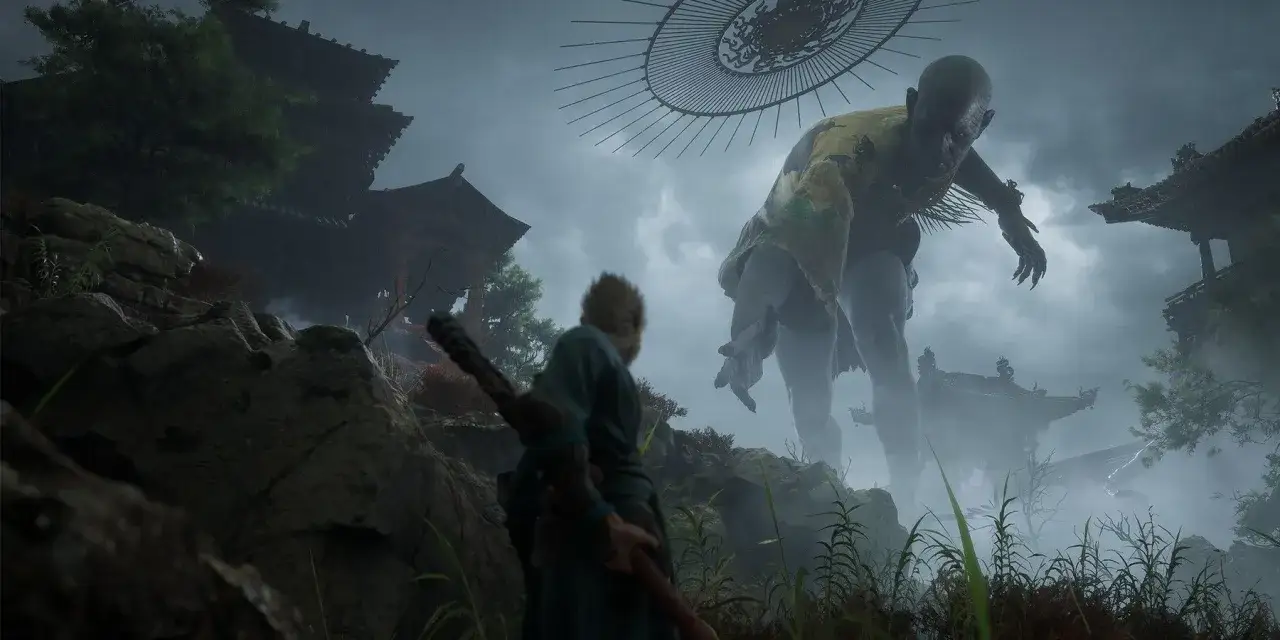 Wukong steht einem riesigen, bedrohlichen Wesen gegen&uuml;ber, das &uuml;ber nebelverhangene Tempel ragt. Ein epischer Kampf im Black Myth: Wukong.