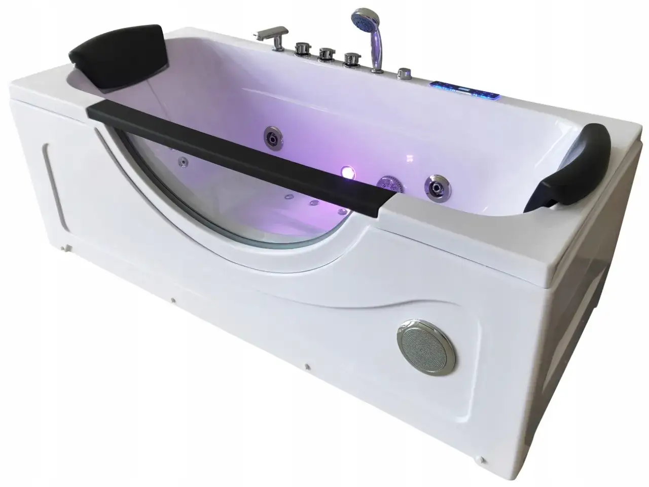 Profesjonalny montaż wanny z hydromasażem Victory Spa