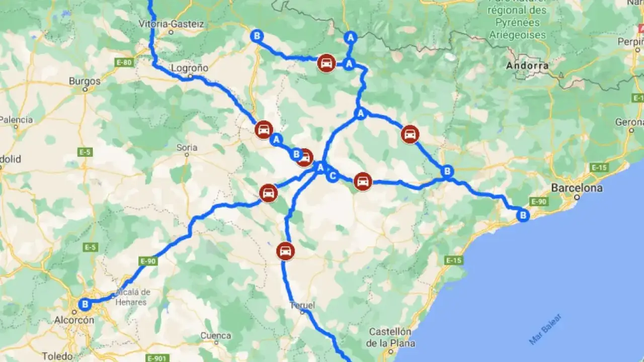 Ruta de Burgos a Zaragoza sin peaje, con paradas en Soria y Teruel. El mapa muestra varias opciones de ruta.