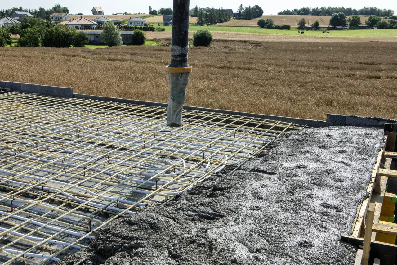 zbrojenie wylewki siatką stalową i wł&oacute;knami