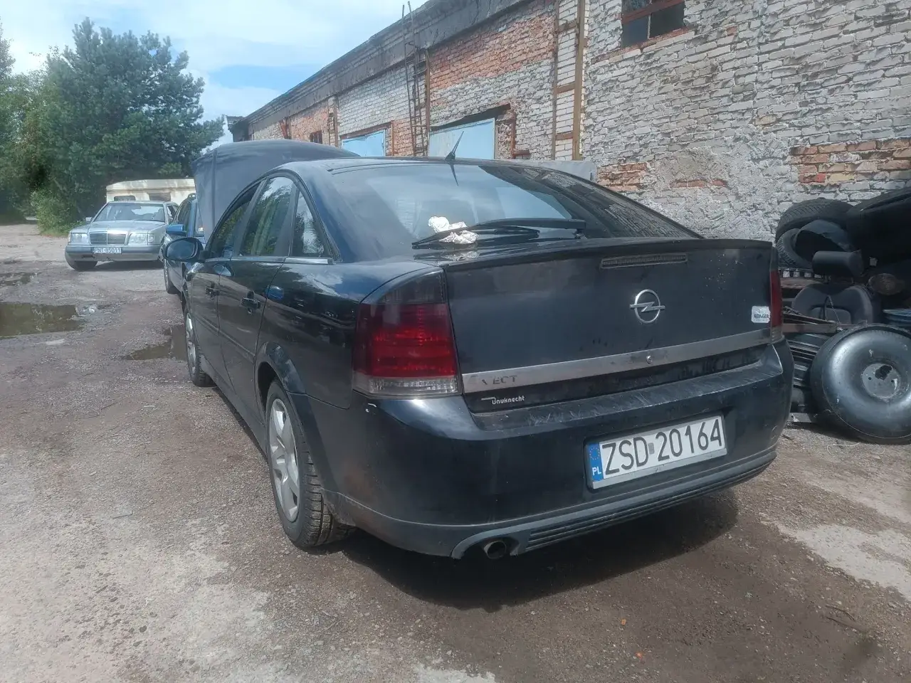 Opel Vectra C tył obniżony