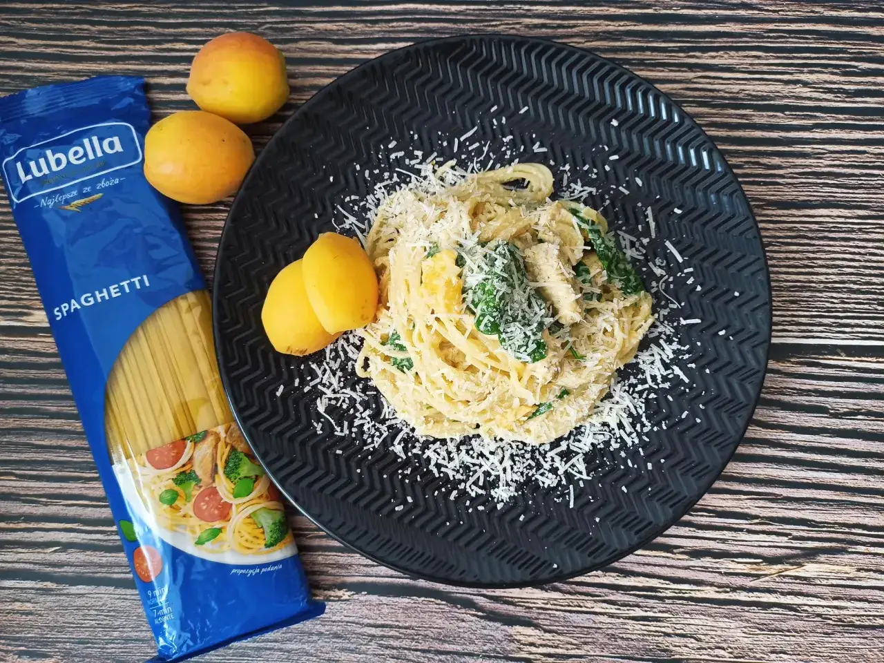 spaghetti z kurczakiem podanie i przechowywanie