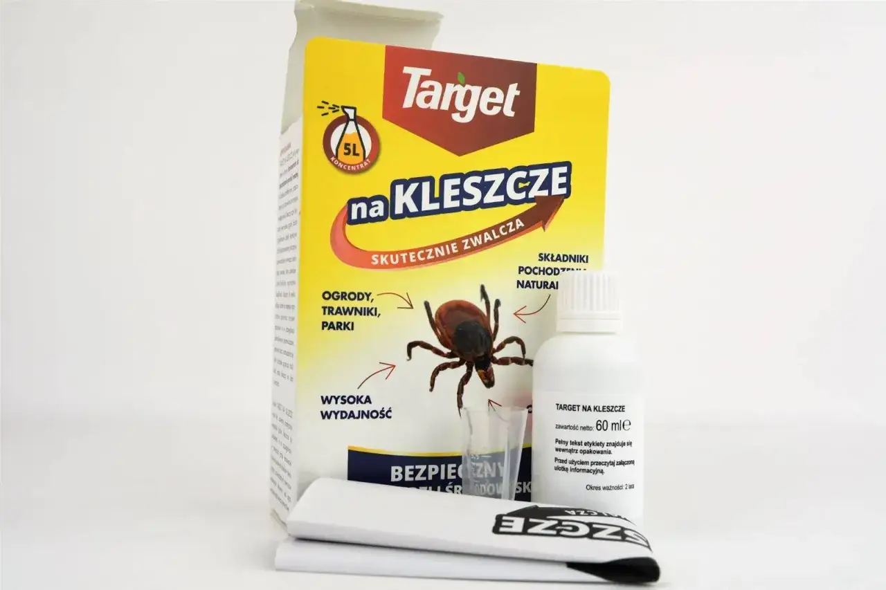 Opakowanie środka Target na kleszcze, z grafiką kleszcza i informacją o skuteczności w ogrodach, trawnikach i parkach.