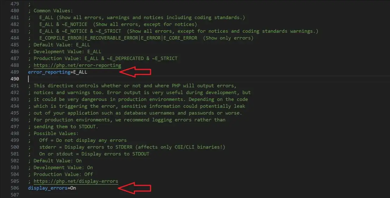 Code PHP affichant les erreurs. La ligne `error_reporting=E_ALL` est mise en &eacute;vidence, indiquant que tous les types d'erreurs sont signal&eacute;s.