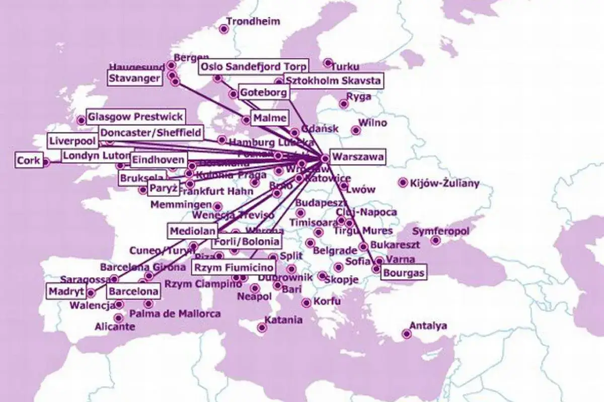 Mapa lotów z Europy do Włoch. Zastanawiasz się, ile trwa lot na Sycylię? Z mapy wynika, że z wielu europejskich miast jest to krótka podróż.