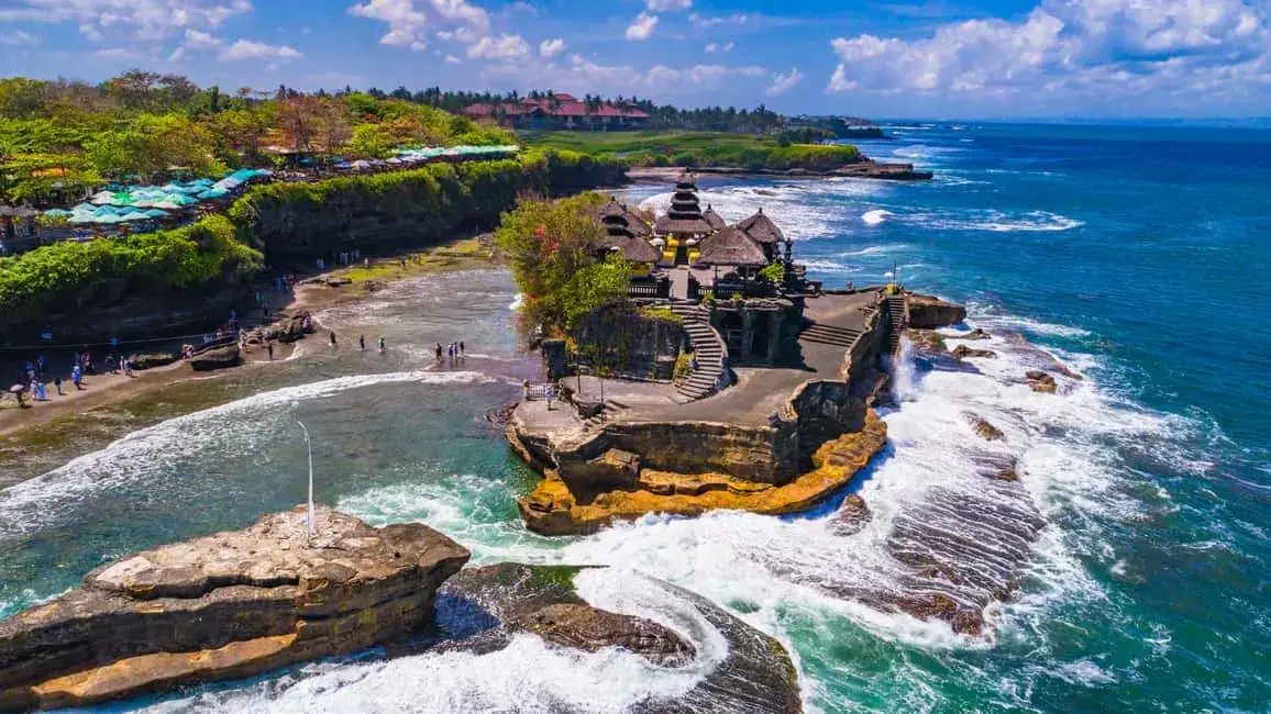 Indonezja Bali plaża świątynia słońce