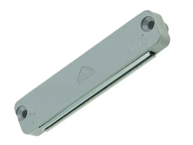 Rodzaje zatrzasków balkonowych mechaniczny magnetyczny