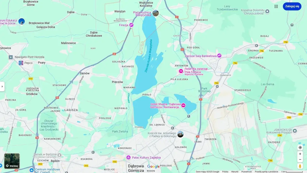 Mapa pokazuje zbiornik Kuźnica Warężyńska, okolice Pogorii i Dąbrowy Górniczej, z zaznaczonymi hotelami i atrakcjami.