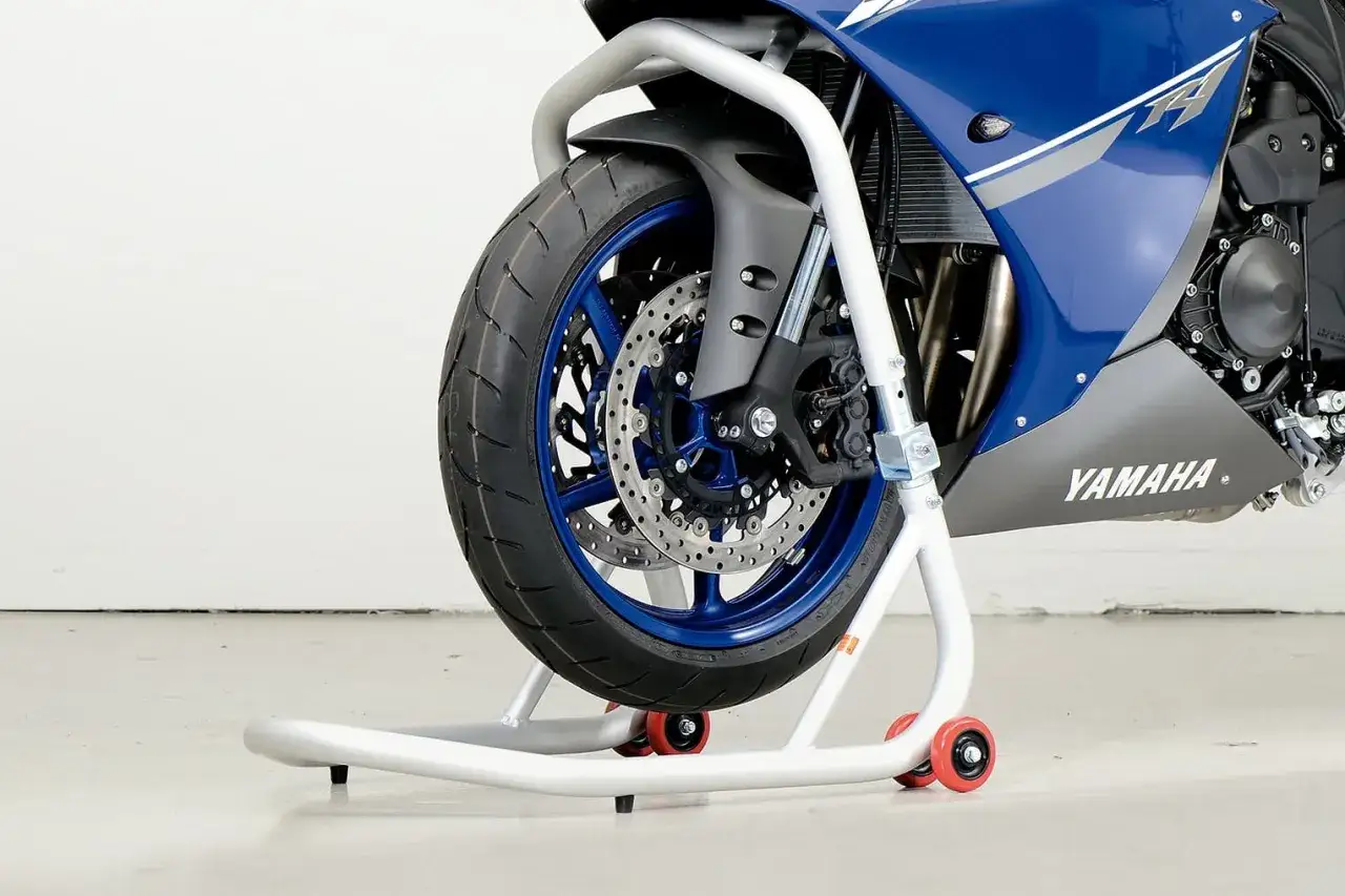 r&oacute;żne typy podnośnik&oacute;w motocyklowych DIY