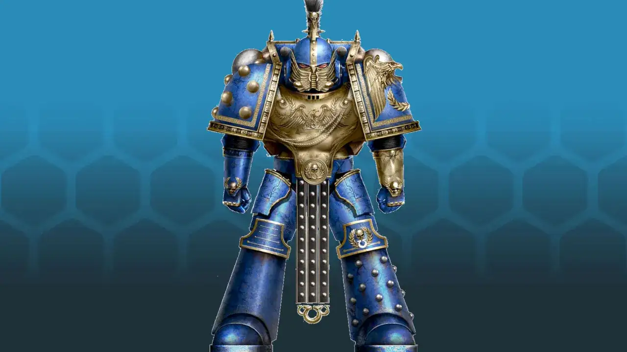 Potężny primaris space marine w niebieskiej zbroi z złotymi zdobieniami, gotowy do walki.