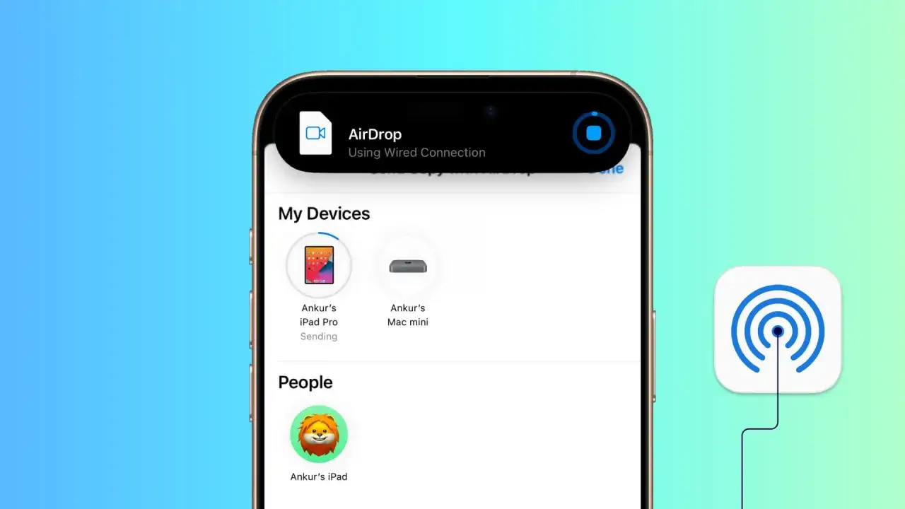 Ekran telefonu z menu AirDrop, pokazujący przesyłanie danych między urządzeniami.