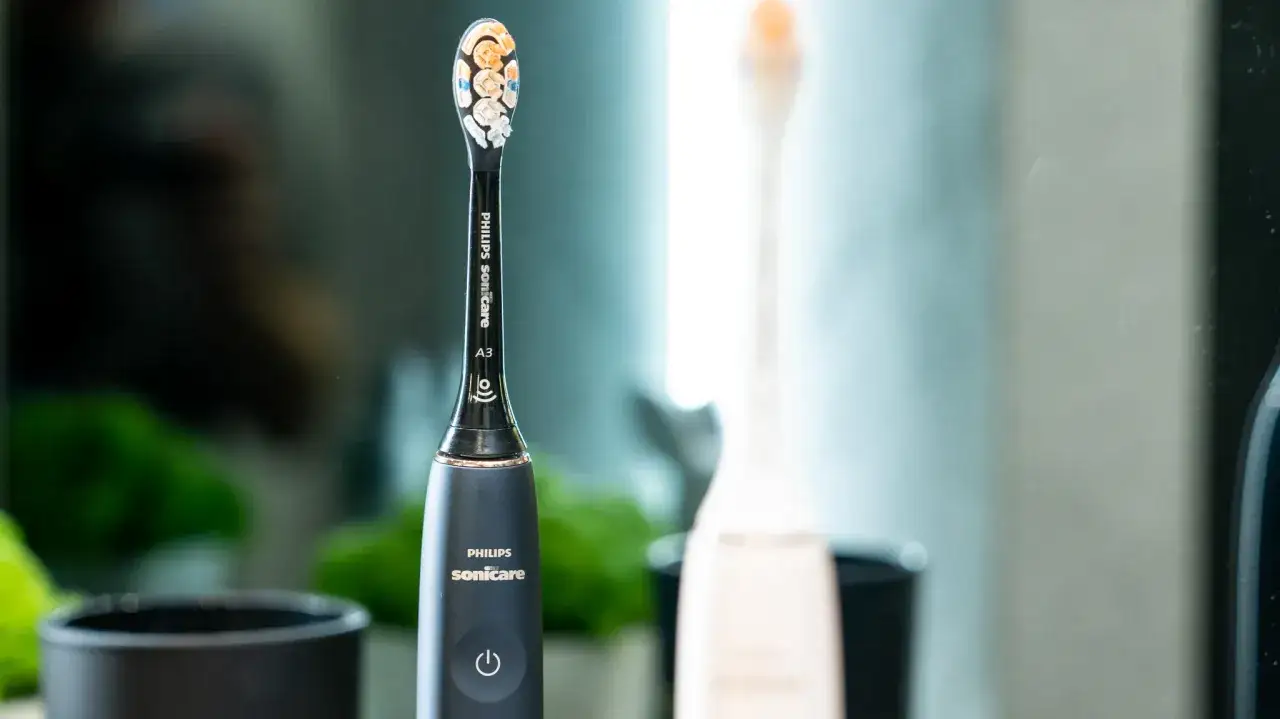 design i ergonomia szczoteczek sonicznych philips aeg