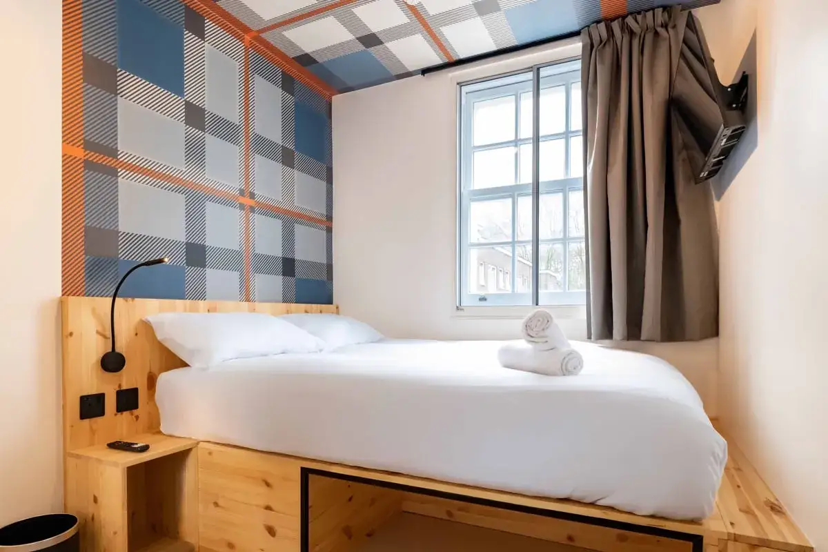 easyHotel Londyn wnętrze pokoju boxowego