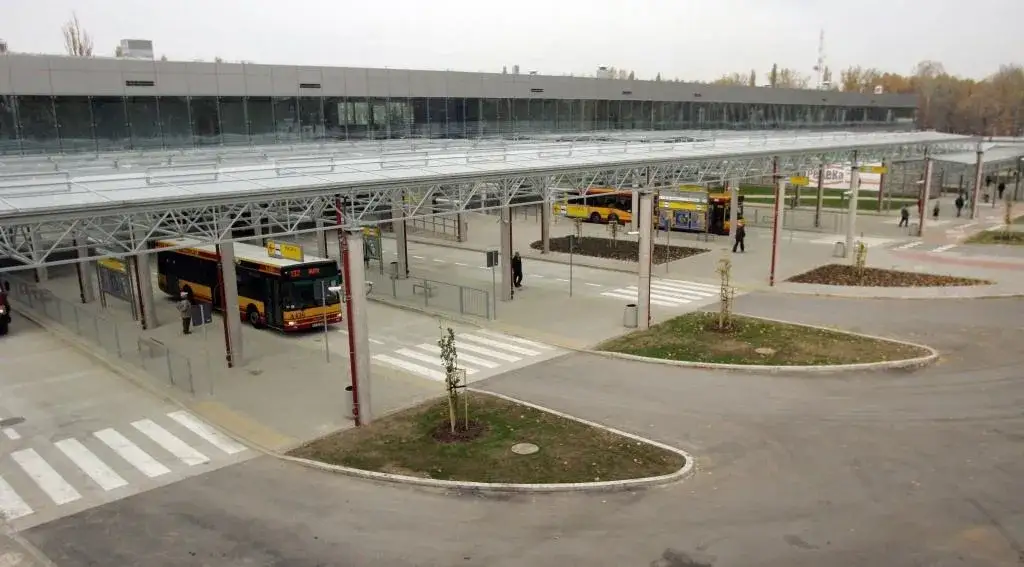 Metro Młociny pętla autobusowa