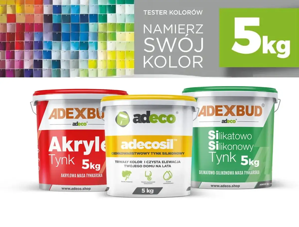 Jak sprawdzić kolor farby na ścianie? Paleta barw i trzy wiadra tynku: akrylowego, adecosil i silikatowo-silikonowego, każdy po 5kg.