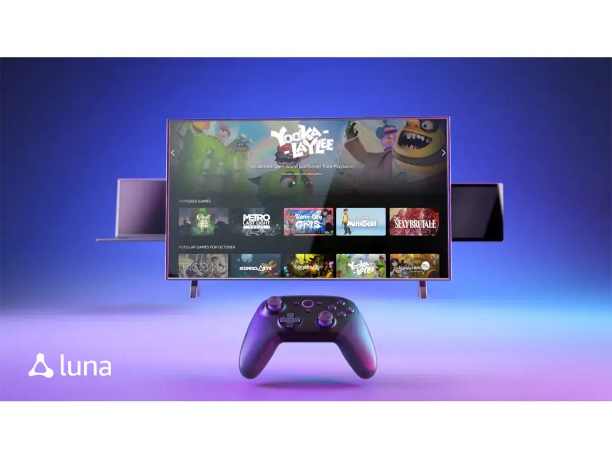 Graj w gry z Prime Gaming na konsoli Luna, z kontrolerem i laptopem w tle.
