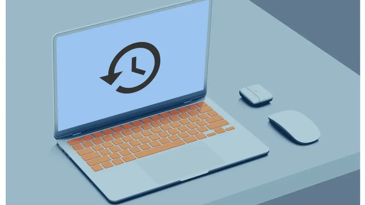 Un port&aacute;til con un icono de reciclaje en la pantalla, ideal para encontrar antivirus para Mac gratis y mantener tu equipo seguro.