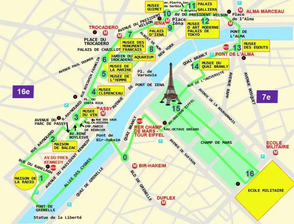Mapa turystyczna 8 dzielnicy Paryża z zaznaczonymi muzeami, parkami i Wieżą Eiffla.