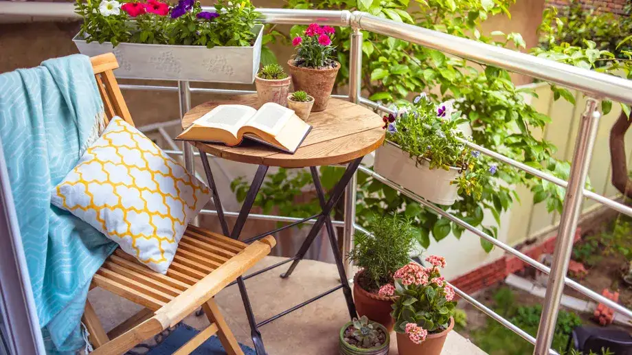 meble składane balkon mały
