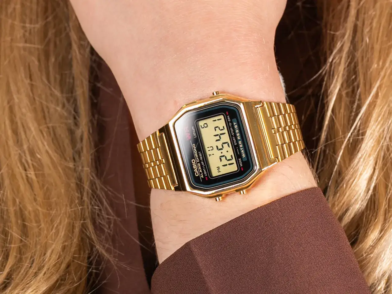 Złoty zegarek damski Casio Vintage