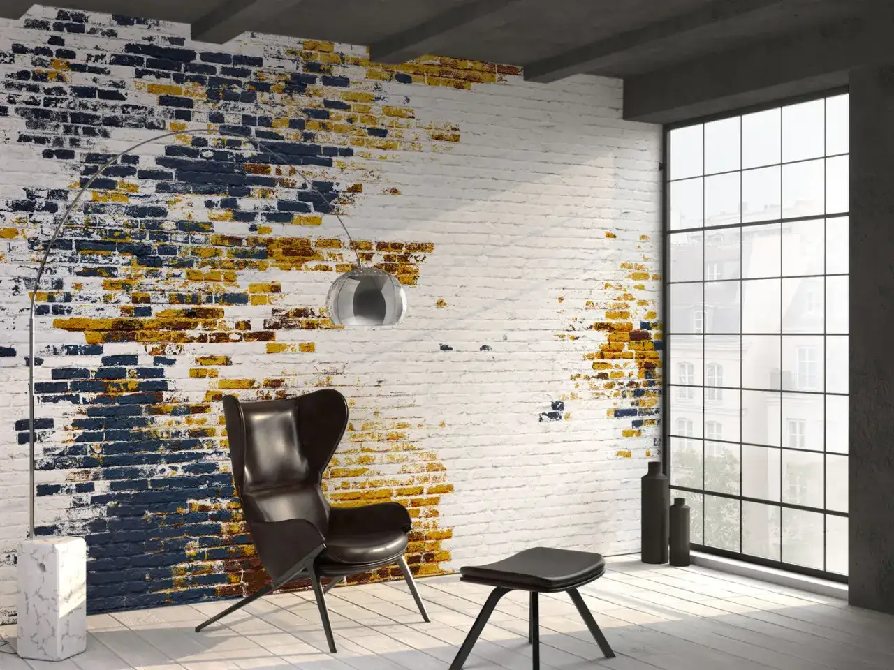 Un muro interno rovinato trasformato con un effetto mattoncino bianco sporco, blu e ocra. Un'idea di design audace per coprire imperfezioni.