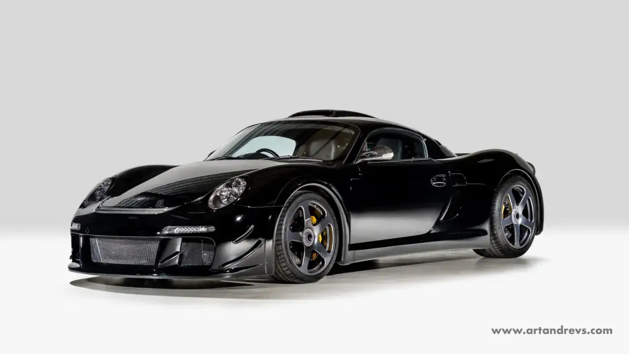 Schwarzer Ruf CTR3 im Studio. Ein Blick auf den Ruf CTR3 Preis und seine Eleganz.
