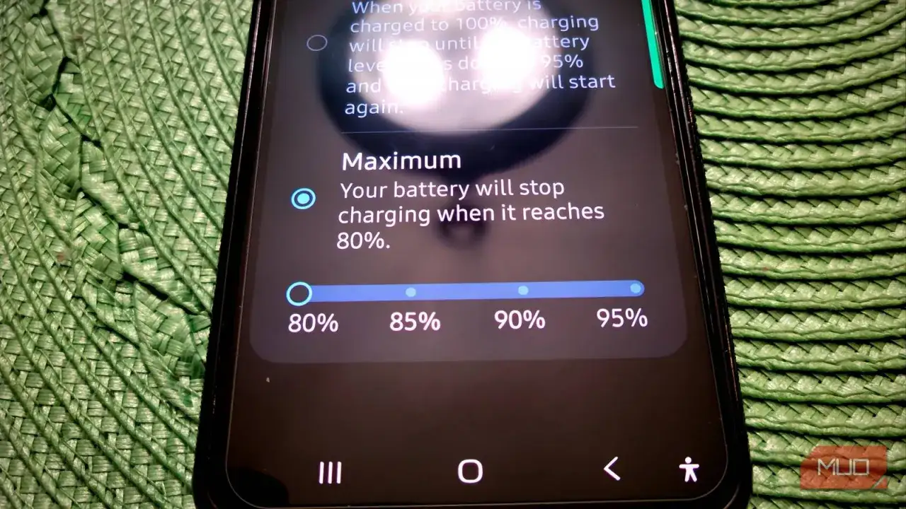 Ustawienia telefonu: jak ładować telefon, aby bateria osiągnęła maksymalnie 80%.