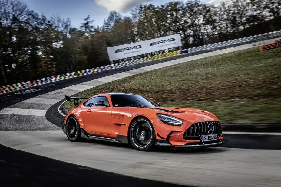 Mercedes-AMG GT Black Series na torze Nürburgring