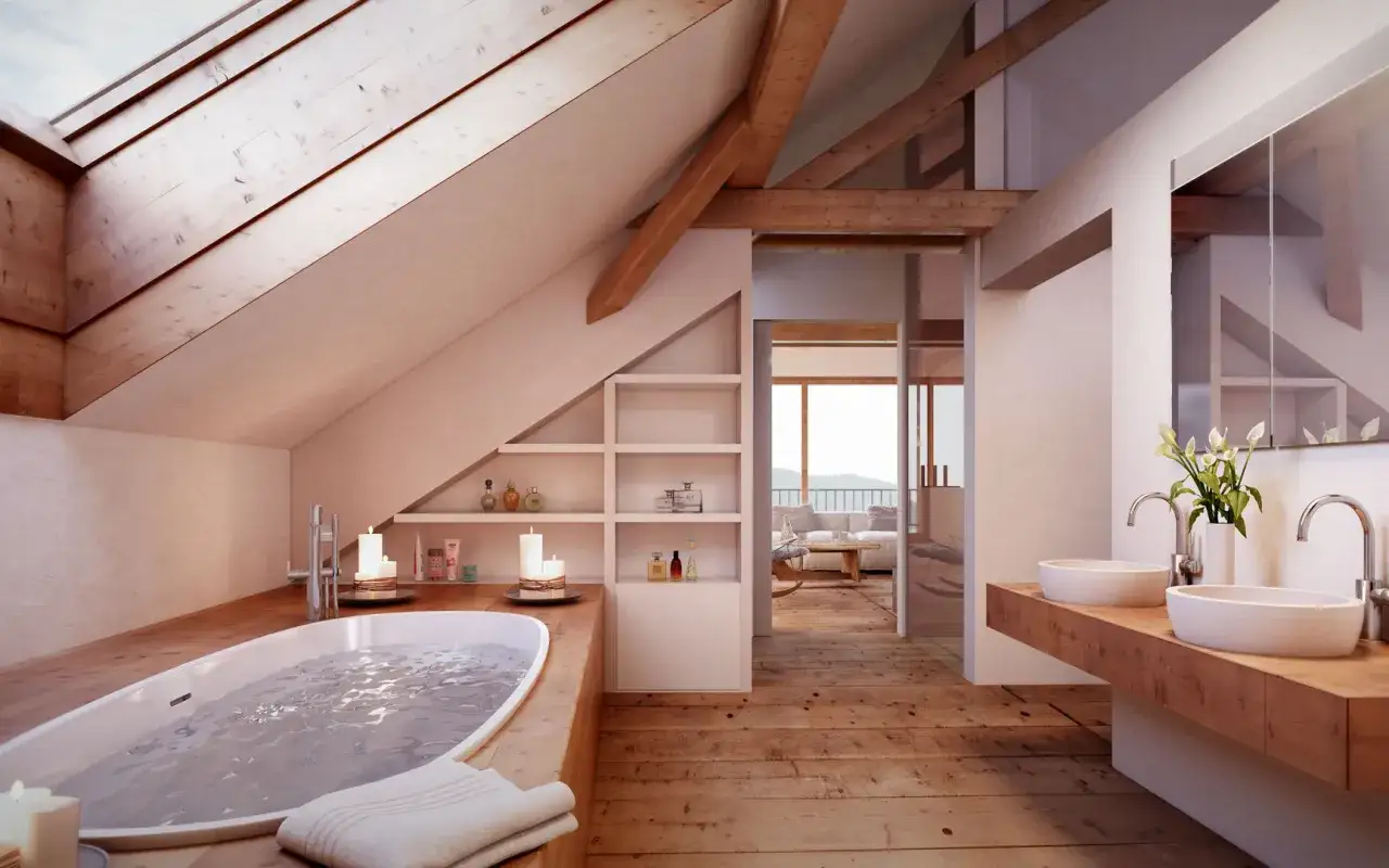 Accogliente piccolo bagno sottotetto basso con vasca, lavandini e vista su un soggiorno luminoso.