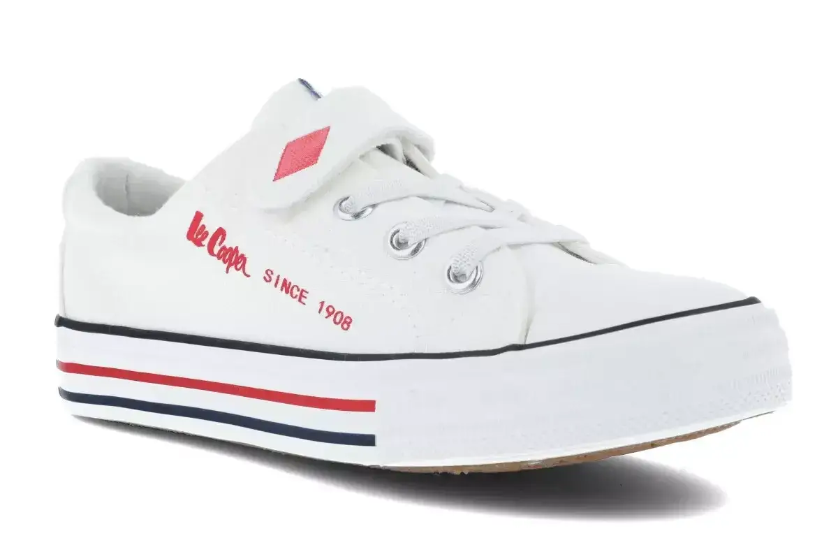 buty z odpowiednim zapasem dla dziecka